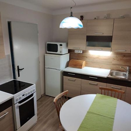 Apartament U Letiste Kněževes Zewnętrze zdjęcie