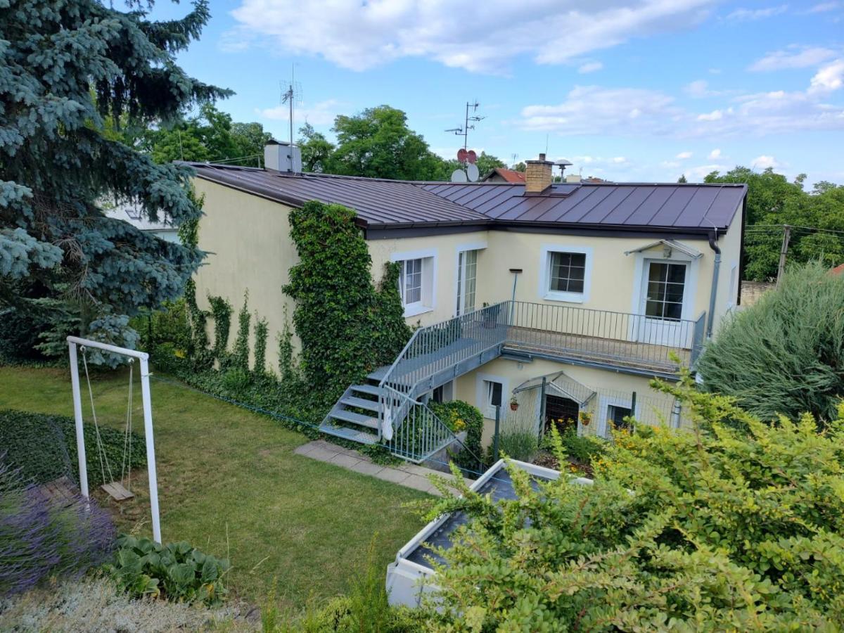 Apartament U Letiste Kněževes Zewnętrze zdjęcie